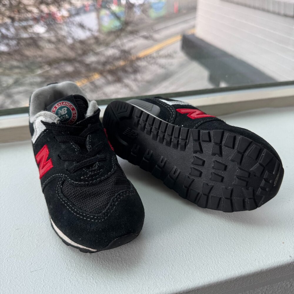Boys New Balance Sneakers - Size 8 (Good Condition)